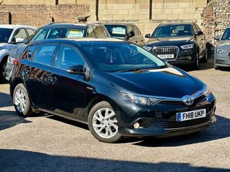 2017 toyota auris 1.8 vvt-i hsd icon hatchback