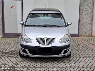 lancia musa 1.9 jtd 100