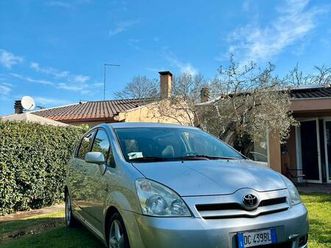 toyota corolla verso anno 2006 - 7 posti