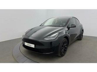 model y standard rwd