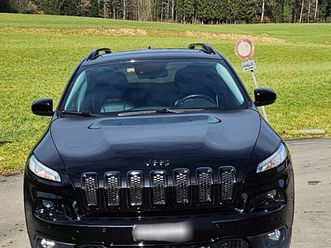 cherokee 3.2 night eagl awd 9atx