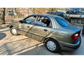 verkaufe auto daewoo lanos (sens) für die ukraine.