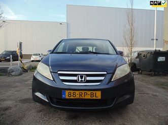honda fr-v - 1.7i met airco 6 persoons
