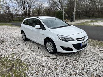 opel astra sports tourer 1.4 cosmo szívó benzines