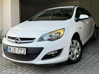 opel astra j sports tourer 1.4 enjoy magyar autó/szervízkönyves/autóbeszámítás