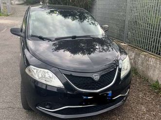 ypsilon iii 2015 1.2 silver 69cv