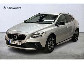 volvo v40 cross country d3 aut business advanced 150hk drag p-värm pdc