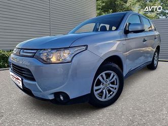 mitsubishi outlander 2.2 di-d 4wd invite+ zelo lep- slo- kljuka- pdc