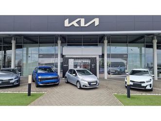 peugeot 208 1.6 bluehdi style