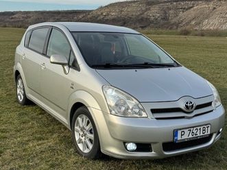 toyota corolla verso 2.0 d4d 3,400 eur
