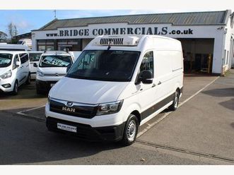 3.180 mwb hr 4wheel drive freezer van
