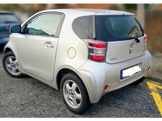 toyota iq 4lugares vvti só 107.000 km dezembro/11