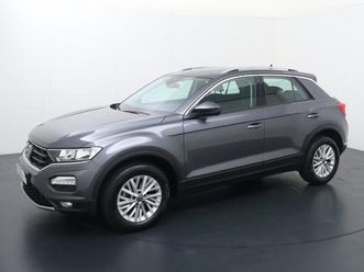 volkswagen t-roc 1.0 tsi style | 110 pk | achteruitrijcamera | adaptive cruise control | apple carplay / android auto |