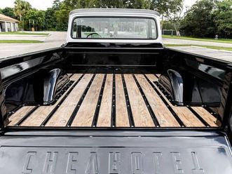 chevrolet c10 custom pickup