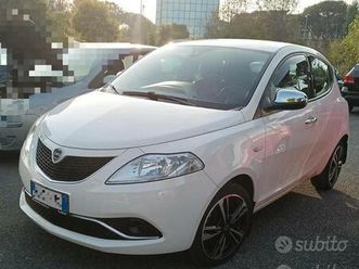 lancia ypsilon 1.2 perfetta