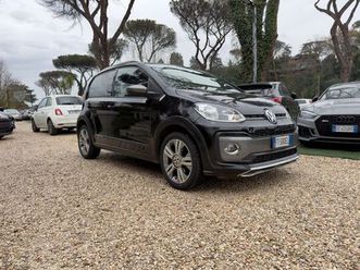 volkswagen up! 1.0 75 cv 5p. cross bluemotion technology