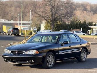 used 1996 pontiac bonneville se