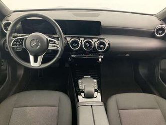 palettes au volant * caméra * hayon électrique