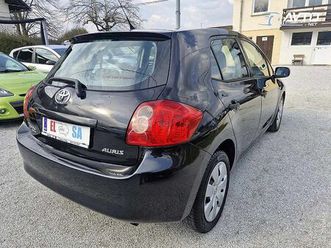 toyota auris 1.4 d4-d luna