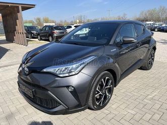 toyota c-hr 1.8 hybrid executive e-cvt garantált km.led fényszóró.vezetett szervizkönyv