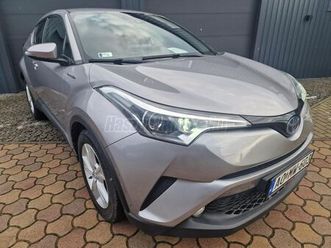 toyota c-hr 1.8 hybrid executive e-cvt újszerű állapot!egy tulajdonos!
