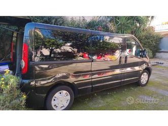 renault trafic black edition