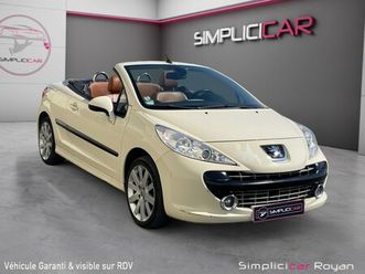 peugeot 207 cc 1.6 vti 16v 120ch feline entretien complet garantie 12 mois