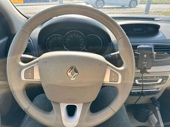 vând renault fluence oradea