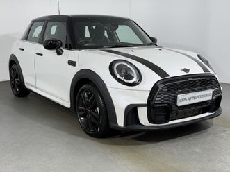 2023 (73) 1.5 cooper sport 5dr auto [comfort/nav pack]