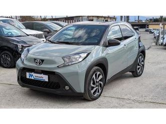 toyota aygo x active 1.0cc 72cv camera post. and
