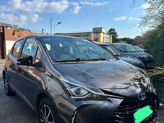 toyota yaris 2018 pacco batteria nuovo