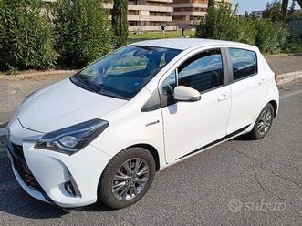 yaris hybrid