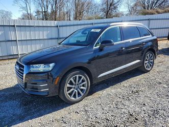 audi q7 * дигитално* табло* keyless* пано* камера* кожа*
