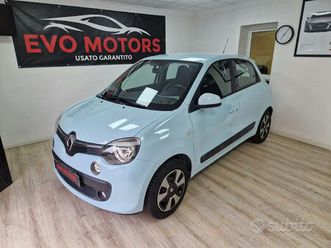 renault twingo neopatentati