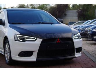 mitsubishi lancer sportback 1.6 invite black&white
