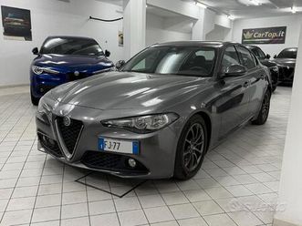 alfa romeo giulia 2.2 td 150 cv business navi dist