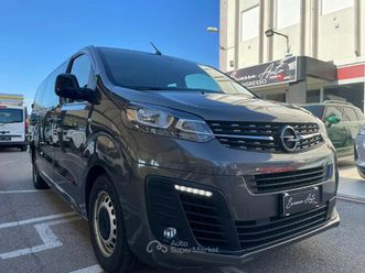 9 posti vivaro combi pl-tn 1.5 b.hdi