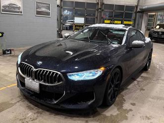 * m850i xdrive * carfax * червен салон *