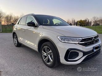 volkswagen t-roc r-line – 33.000 km pari al nuovo
