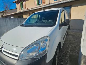 berlingo utilitaire blanc
