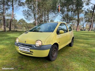 renault twingo 1.2l 58 ch - gros entretien fait - kit distribution - pompe eau - embrayage neuf - vidange et tous les filtres - ct ok