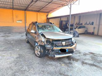 dacia sandero 0.9 benzina/gpl sinistrata