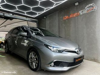 toyota auris touring sports 1.6 d-4d exclusive+navi