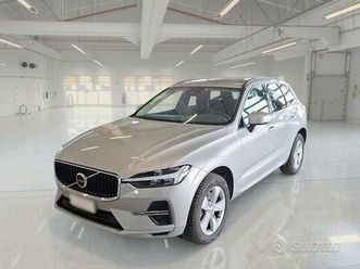 volvo xc60 b4 d automatico core suv