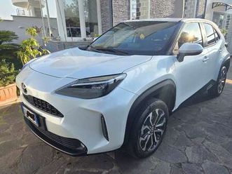 yaris cross 1.5h trend awd-i 116cv e-cvt
