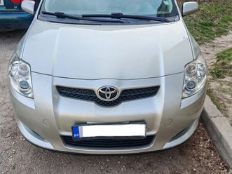 toyota auris втори комплект джанти + летни гуми michelin