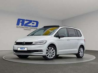 volkswagen touran highl tdi dsg 7sitz stndhz ahk pano matrix