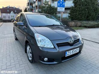 toyota corolla verso 1.8 luna