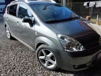 sprzedam toyota corolla verso 2.2 170 km skoczów • olx.pl