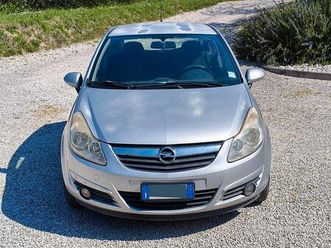 opel corsa 1.2 80cv benzina
